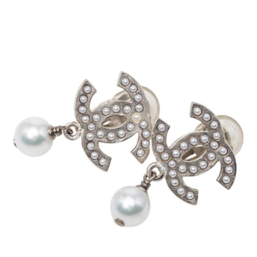 Chanel CC Logo Earrings Silver